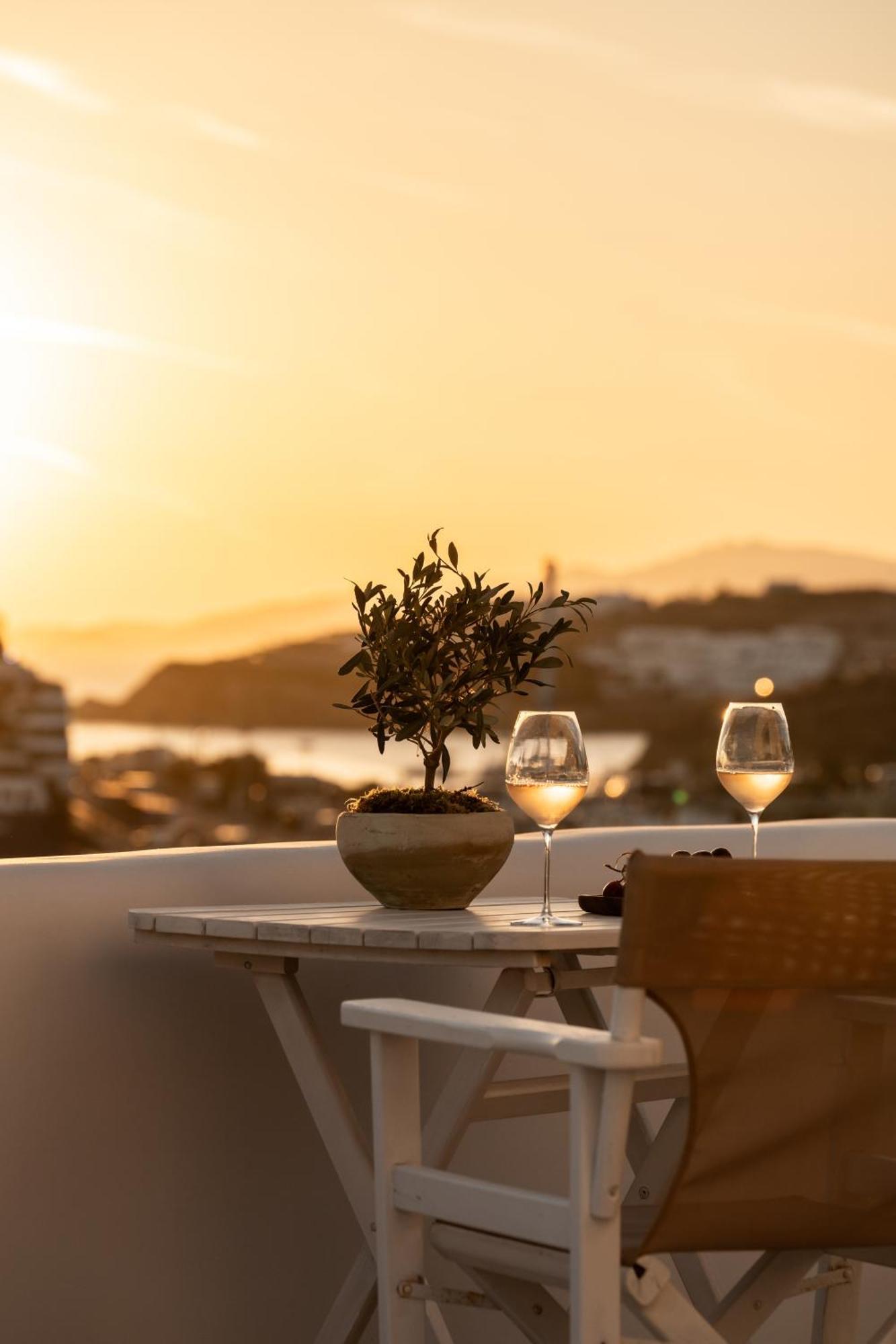 Namaste Boutique Apartments Mykonos Tourlos Esterno foto